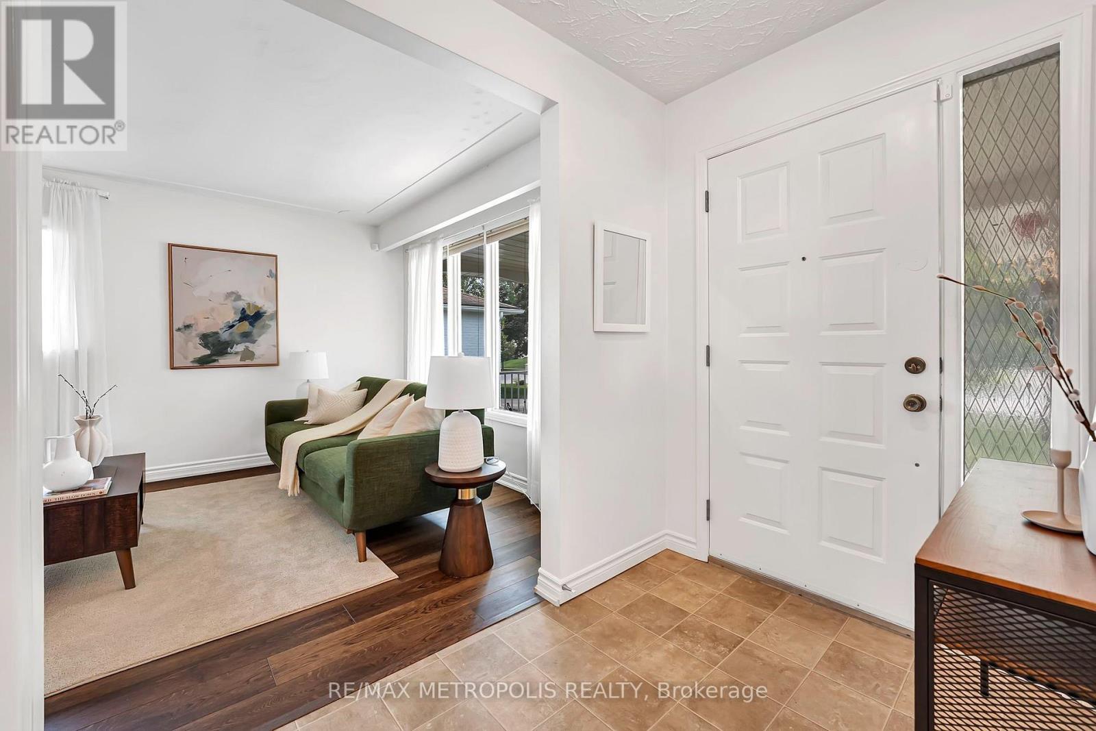 598 BLACK OAK CRESCENT - Image 6