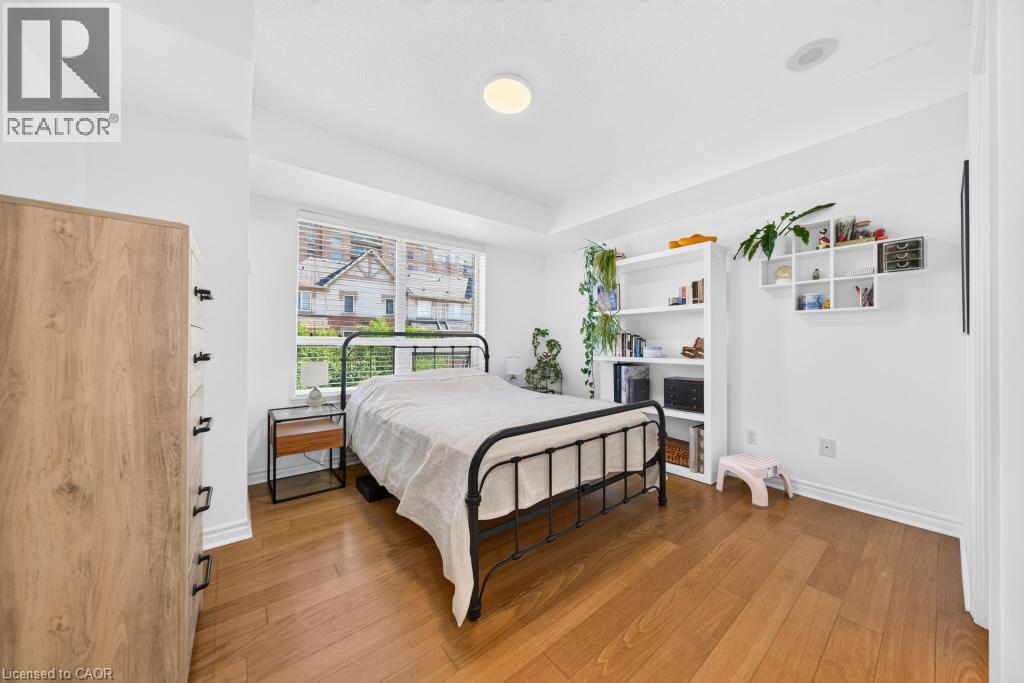 #203 2365 CENTRAL PARK Drive - 11