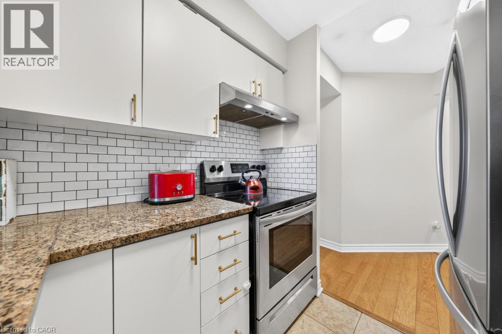 #203 2365 CENTRAL PARK Drive - 17