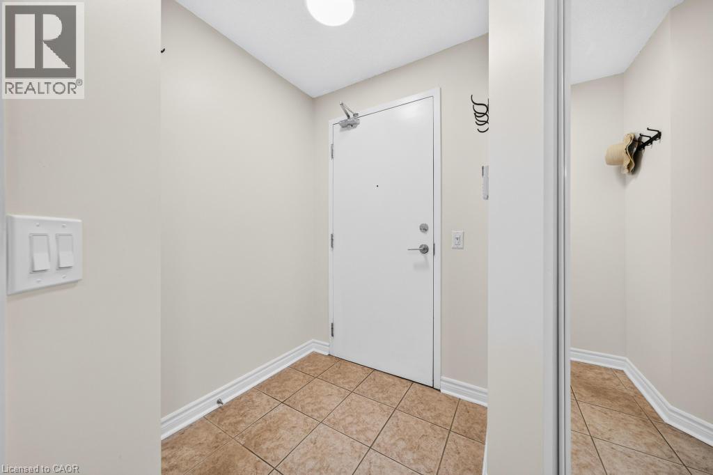 #203 2365 CENTRAL PARK Drive - 5