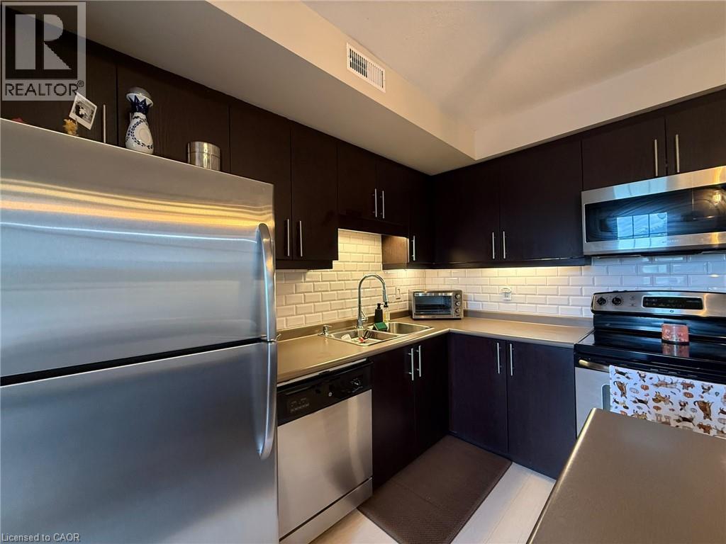 255 MAITLAND Street Unit# 5J — photo 3