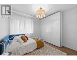 11 Yewfield Crescent, Toronto, ON M3B2Y4 Photo 20