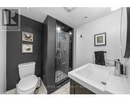 11 Yewfield Crescent, Toronto, ON M3B2Y4 Photo 30