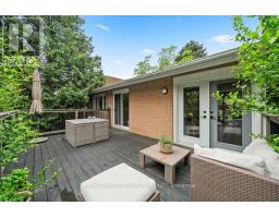 11 Yewfield Crescent, Toronto, ON M3B2Y4 Photo 31