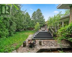 11 Yewfield Crescent, Toronto, ON M3B2Y4 Photo 33