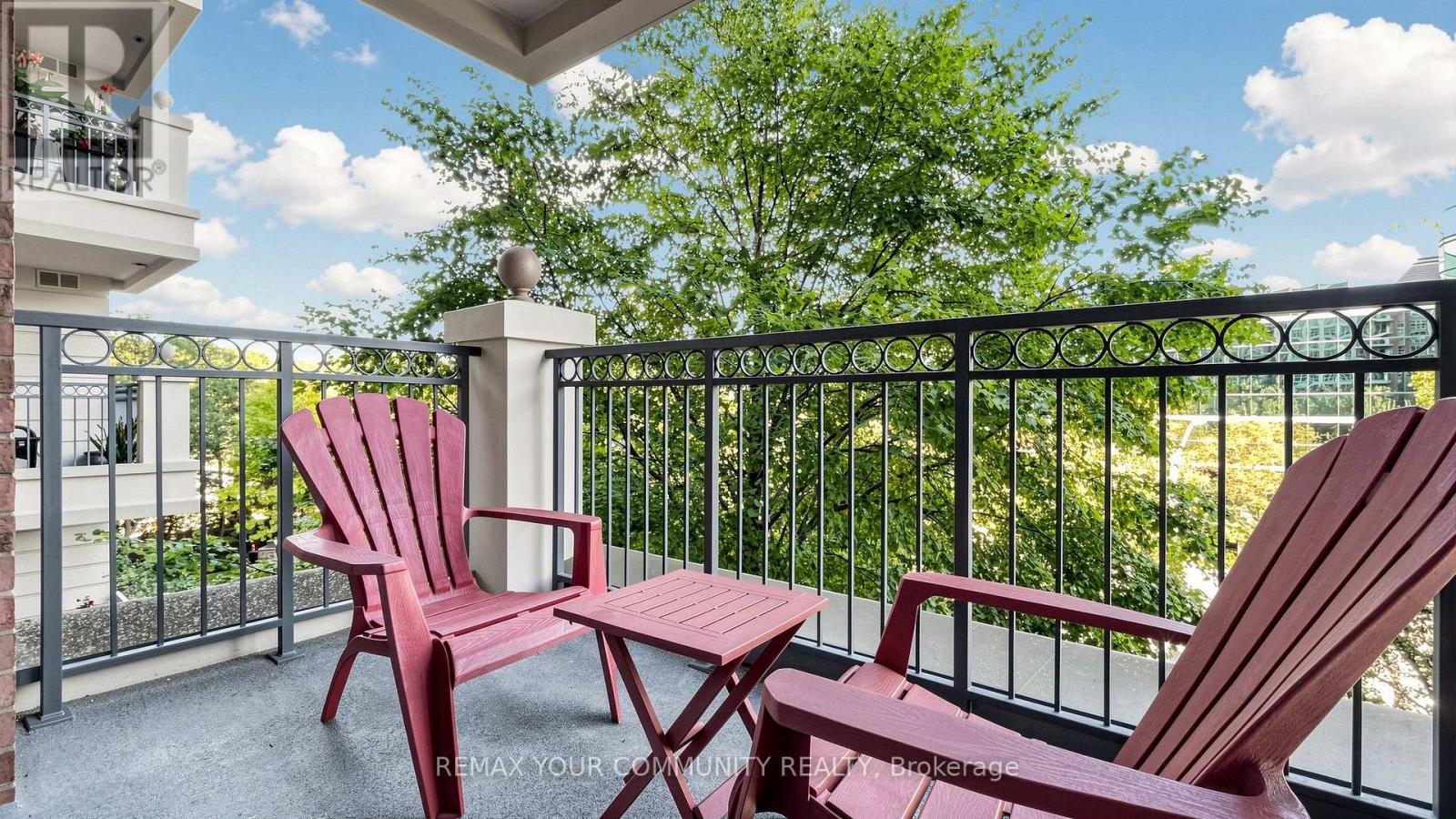#410 10 OLD YORK MILLS ROAD - 39