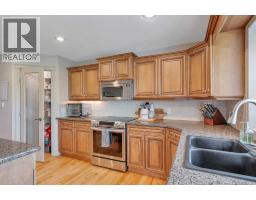 5pc Bathroom - 57 Archer Drive, Red Deer, AB T4R3B2 Photo 12