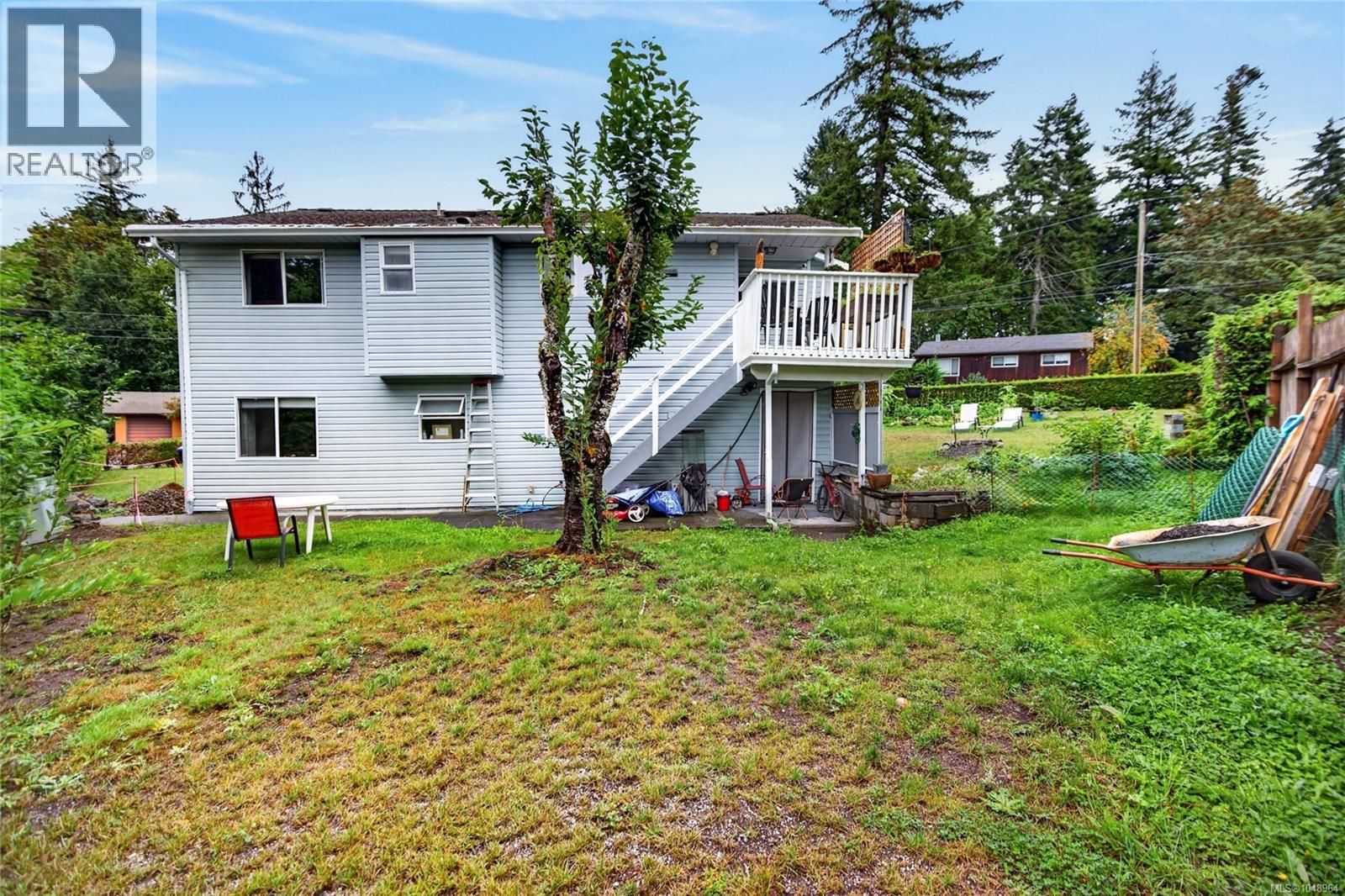 1561 Embleton Cres - 31