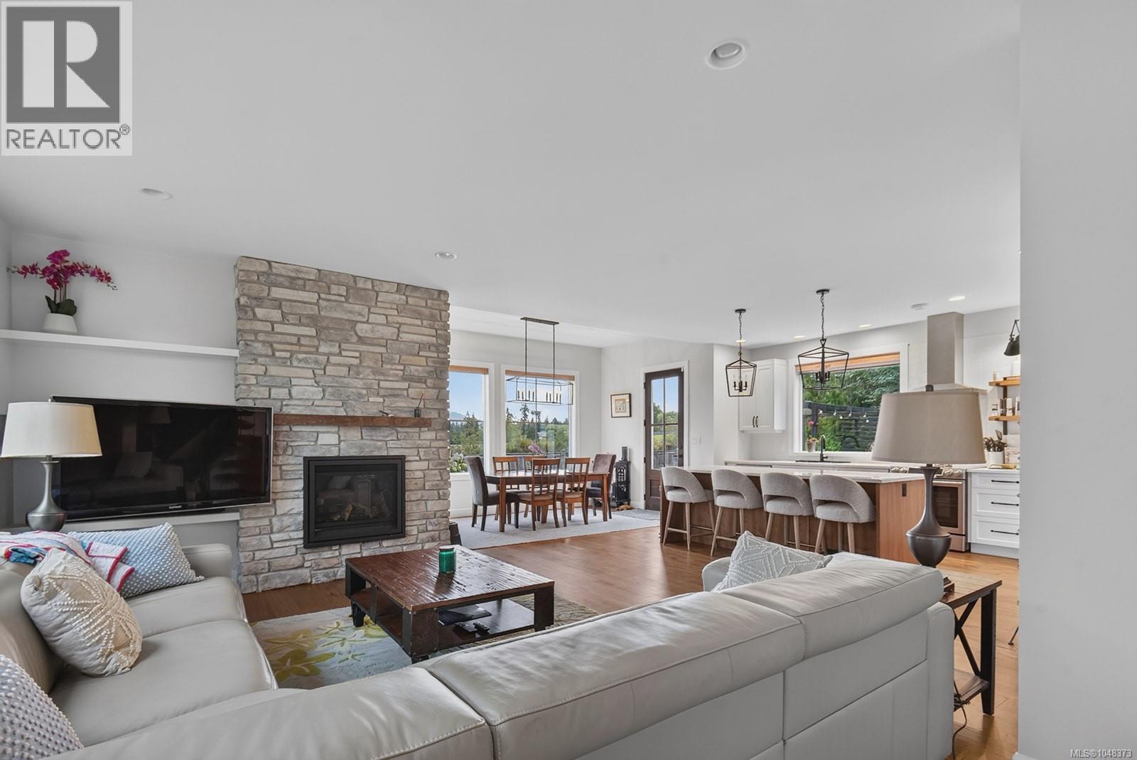 6289 Meadow Park Rd - Image 5