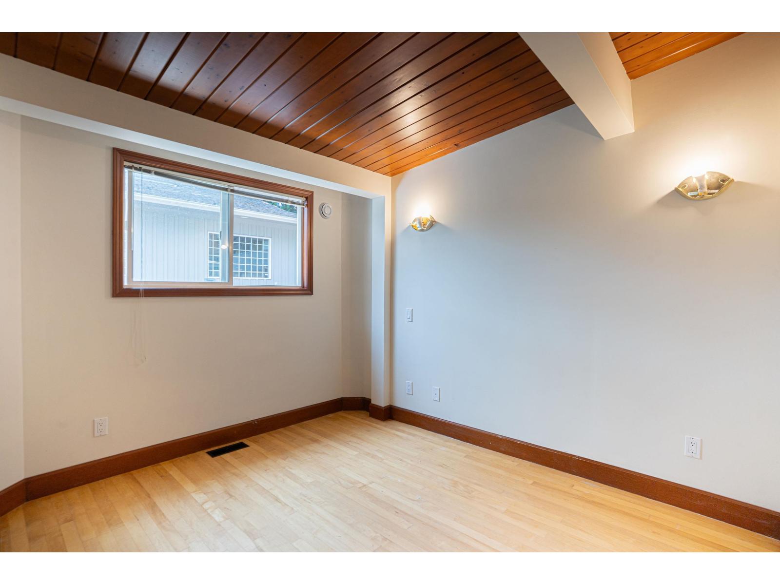 5 Bed, 3 Bath House for Sale in Surrey – 9714 131 STREET, Surrey – MLS# R3161811 - Image 7