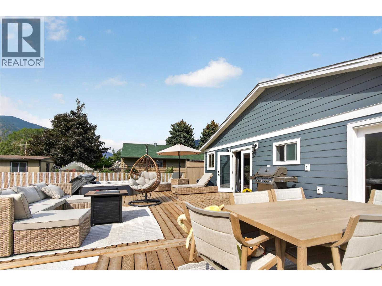 1104 7th Street, Keremeos