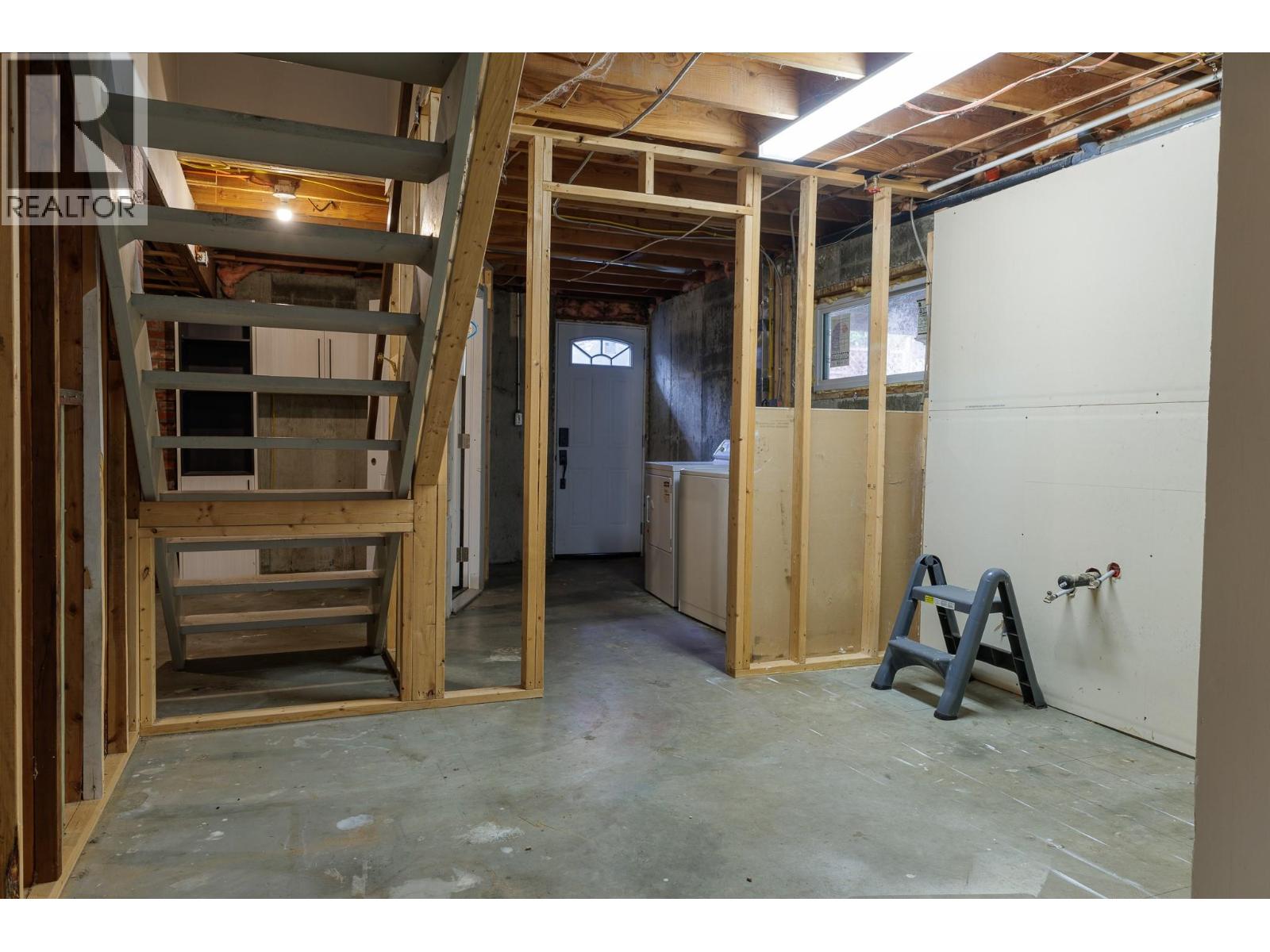 500 Mallach Road, Kelowna