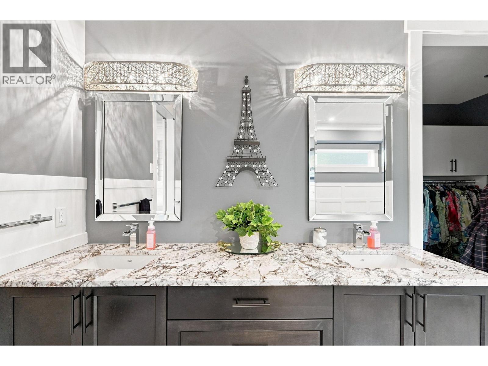 5203 Clarence Road, Peachland