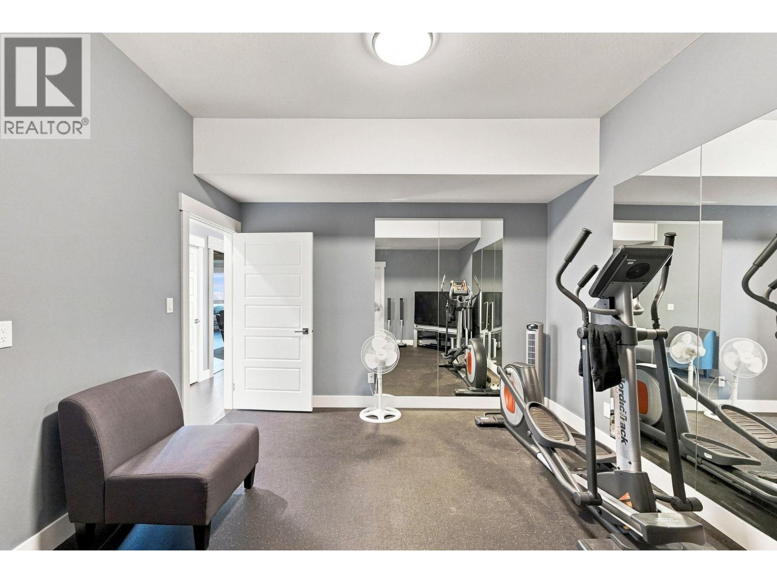 5203 Clarence Road, Peachland
