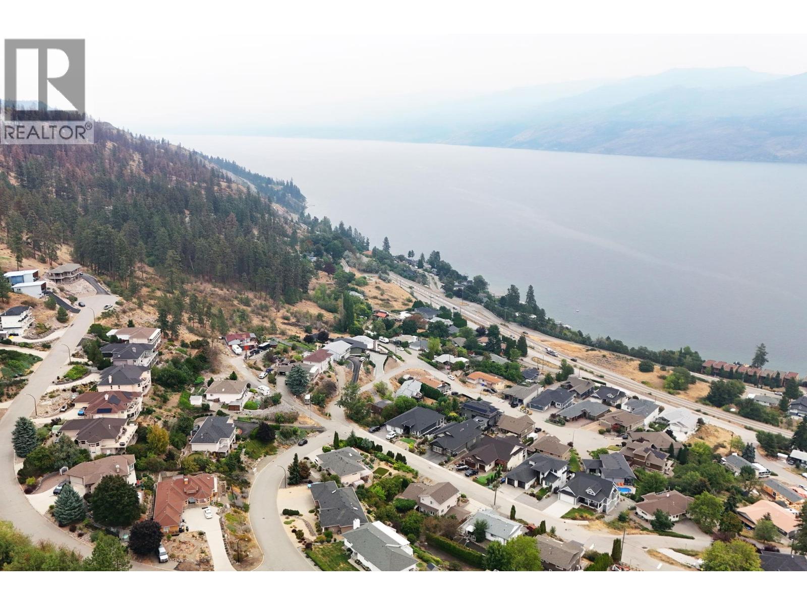 5203 Clarence Road, Peachland