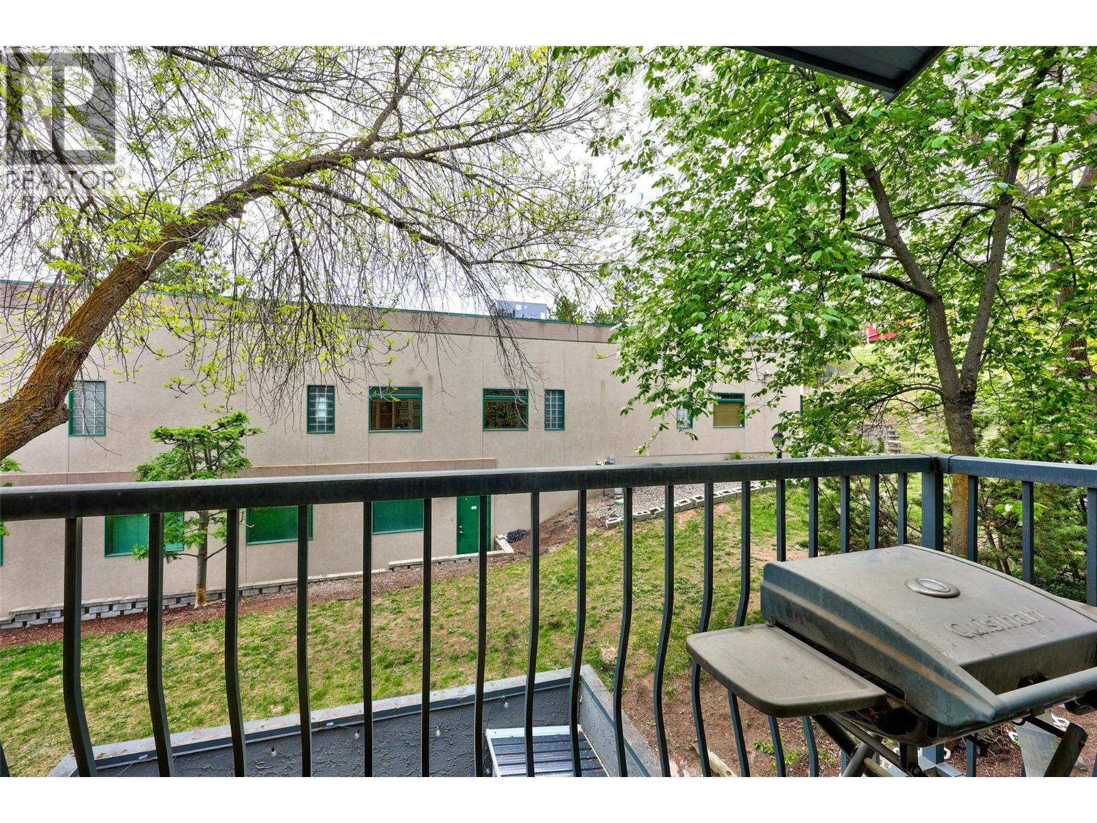 #2 1221 HUGH ALLAN Drive - 11