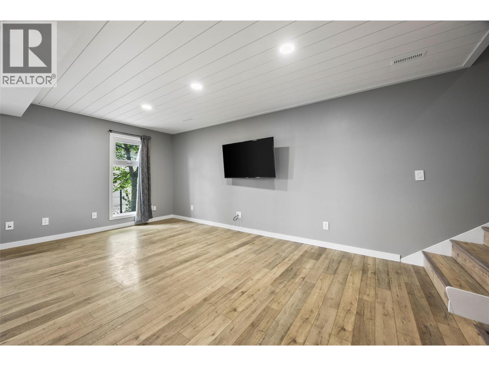 1221 HUGH ALLAN Drive Unit# 2, Kamloops — photo 4