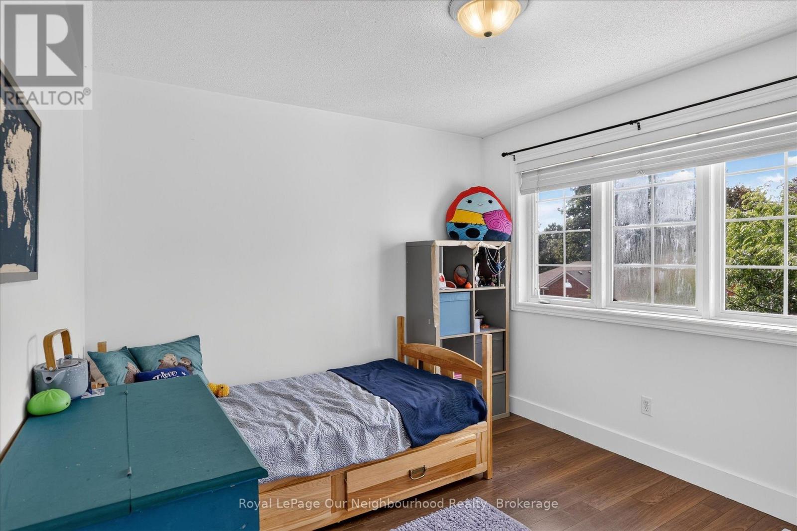 1072 SILVERDALE ROAD - Image 17