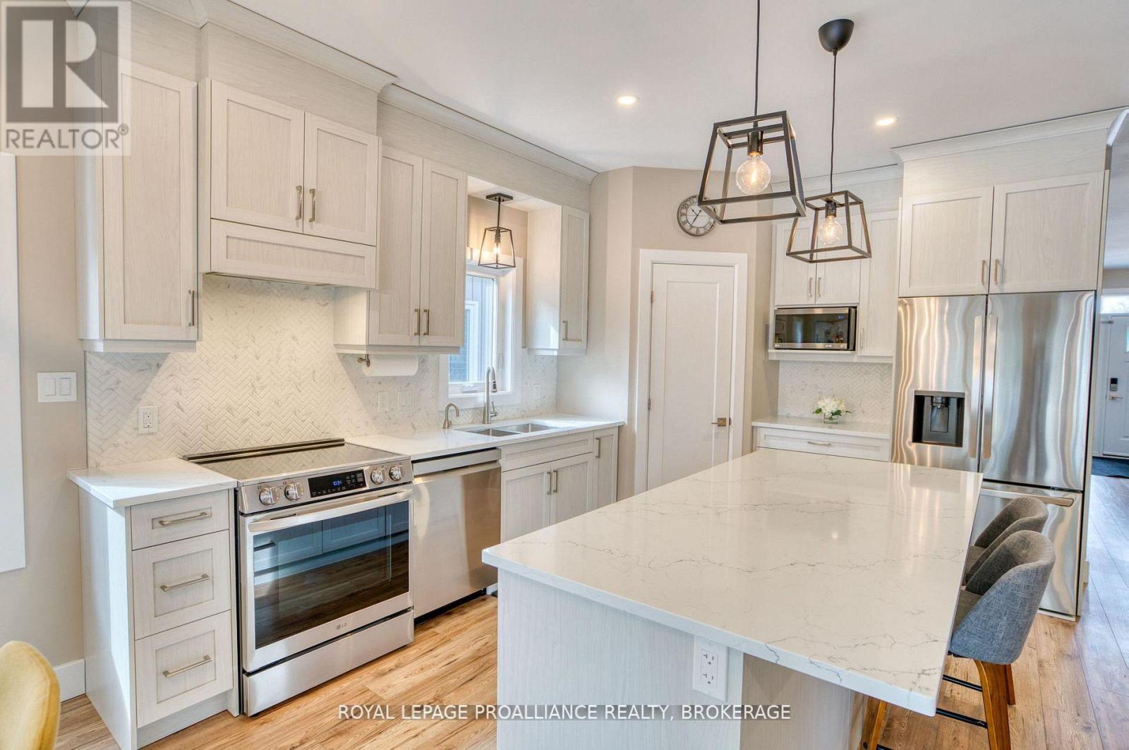 620 GRACELAND AVENUE - Image 17