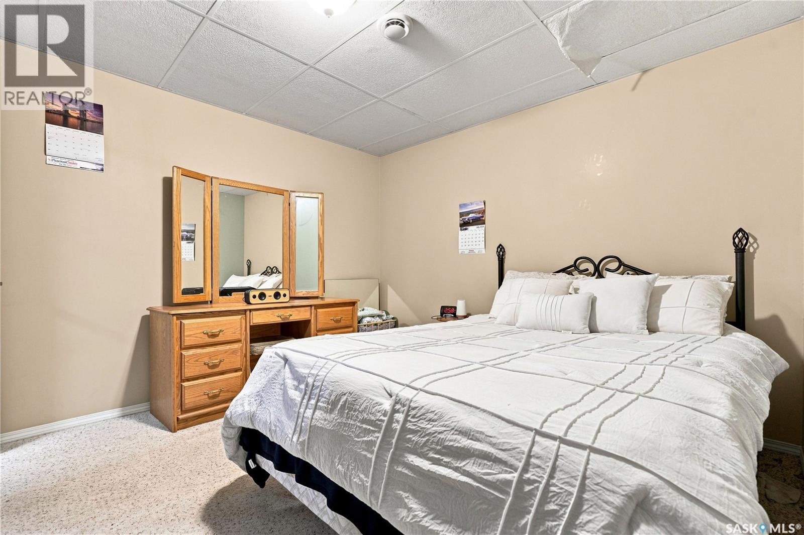 226 Dickey CRESCENT - Image 39