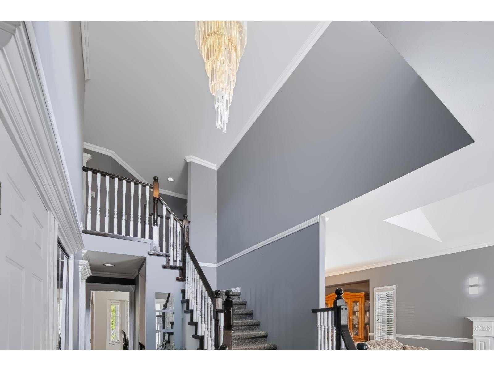 8 Bed, 5 Bath House for Sale in Abbotsford – 30758 STELLAR COURT, Abbotsford – MLS# R3161648 - Image 12