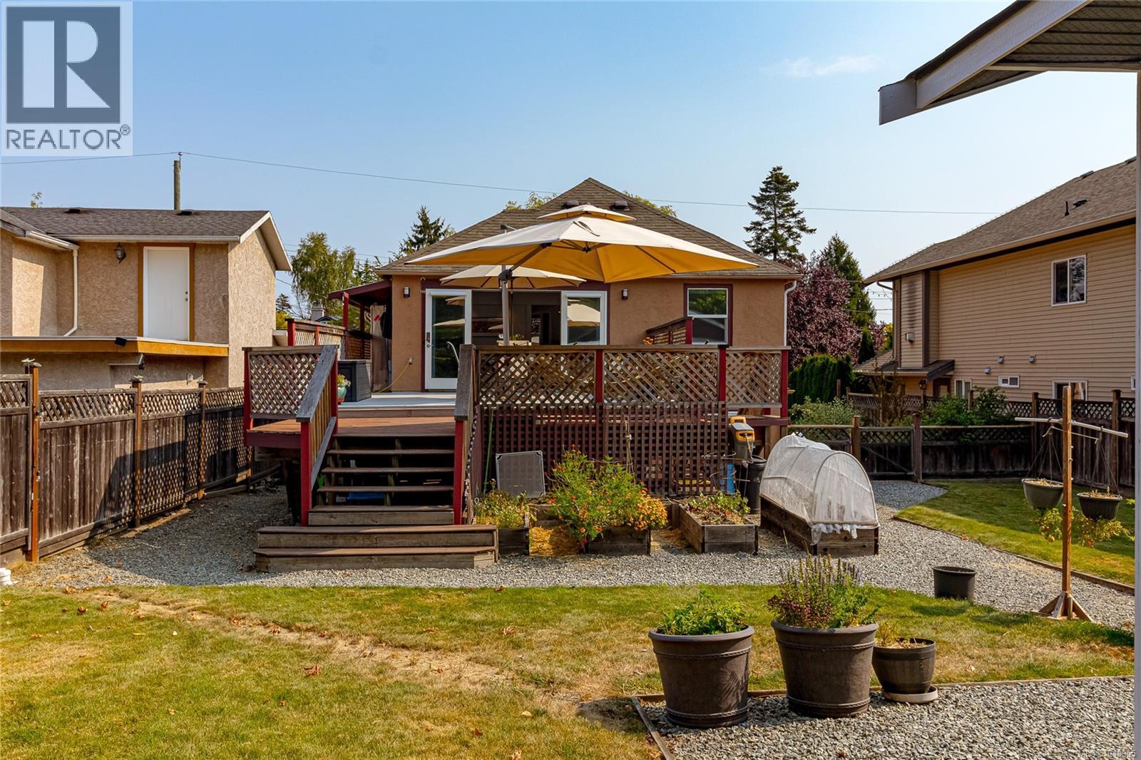 367 Vincent Avenue, Saanich