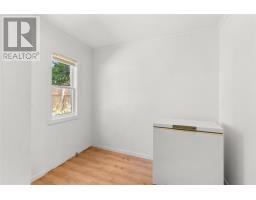 6 Franklyn Avenue thumbnail 12