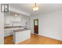 6 Franklyn Avenue thumbnail 9