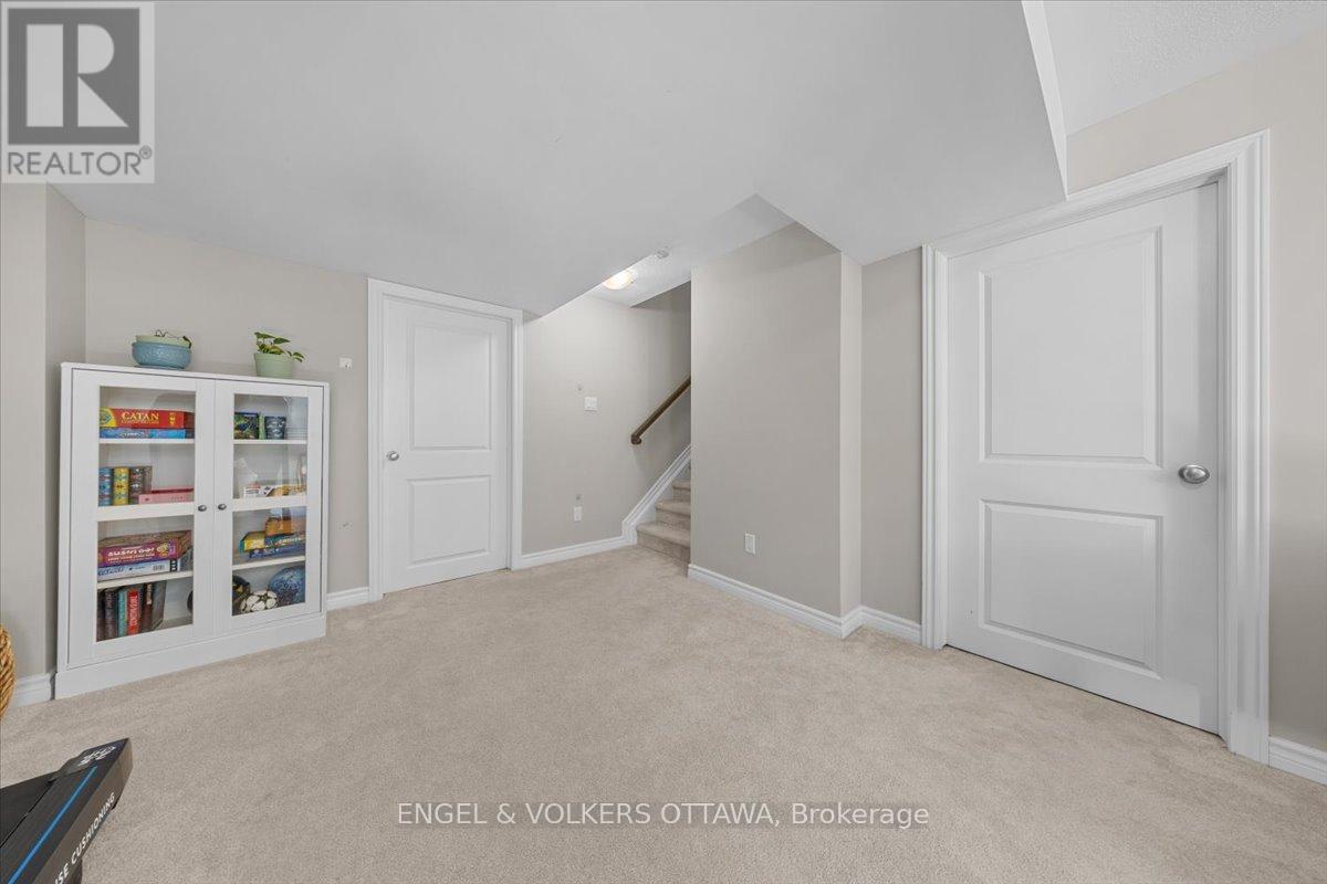 508 HYSSOP STREET - 36