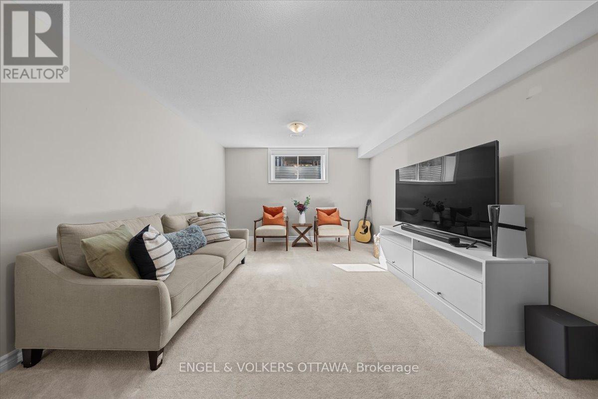 508 HYSSOP STREET - Image 37