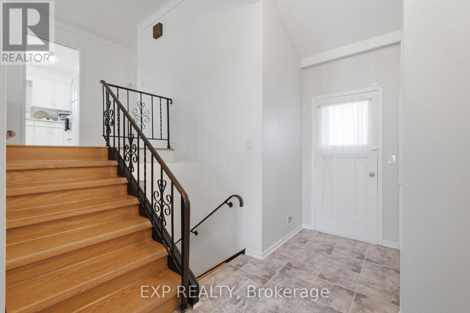 1452 GARRISON ROAD, Fort Erie (Crescent Park) — photo 8