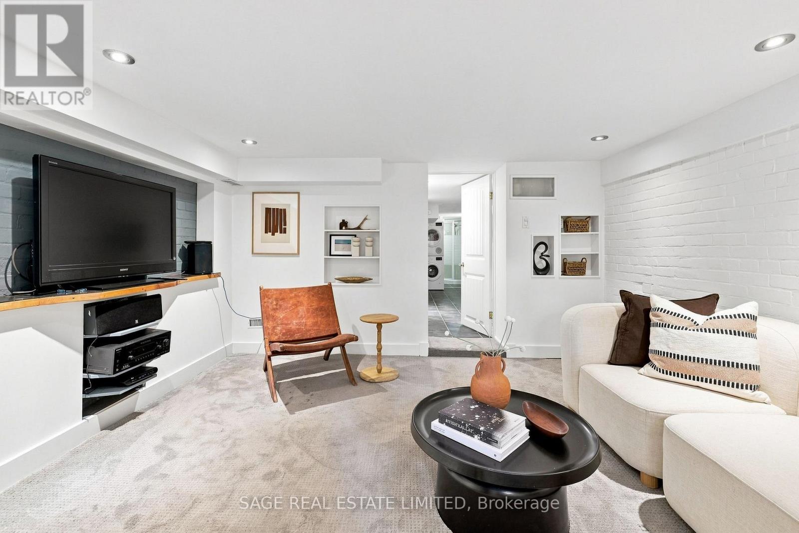 81 WOODFIELD ROAD - 36