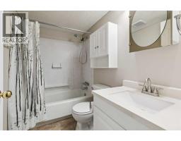 41 Brentwood Drive - photo 29