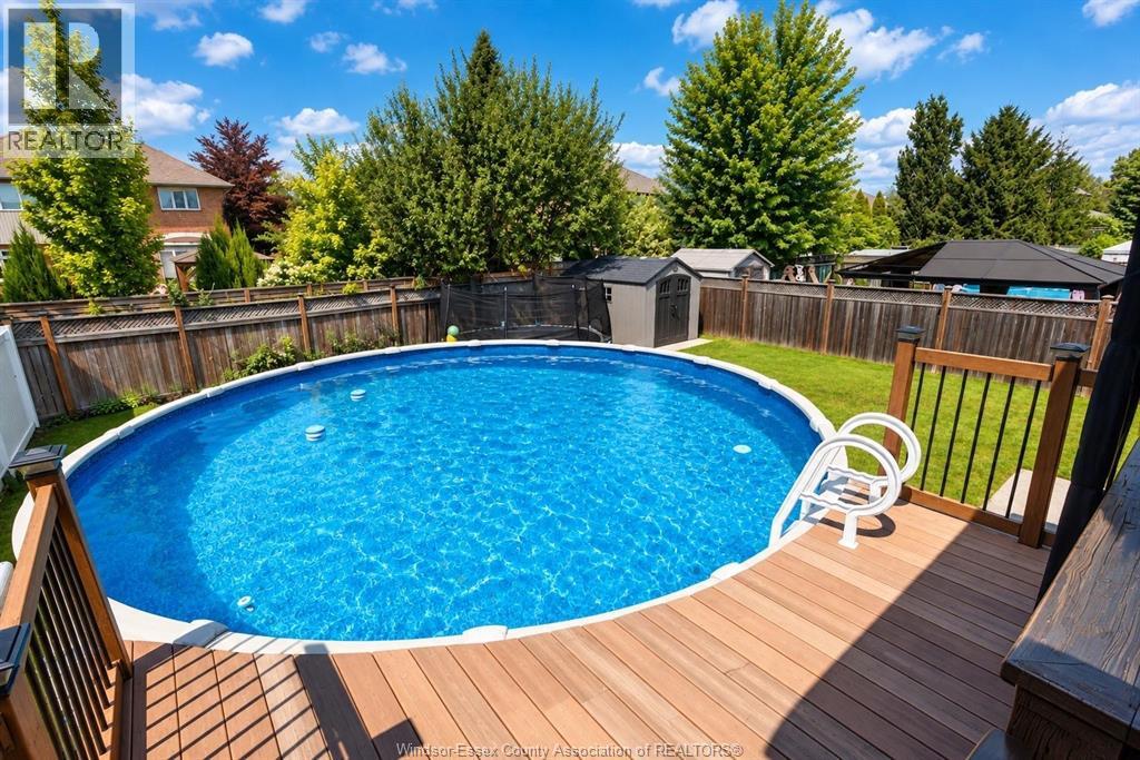 1035 TREVERTON CRESCENT - 23