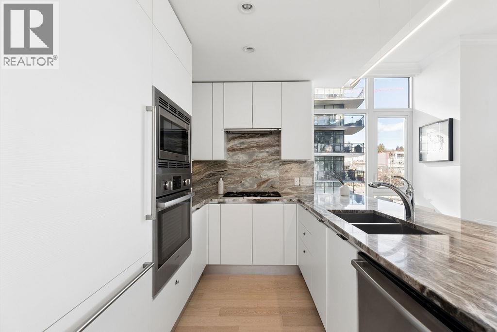 409 185 VICTORY SHIP WAY, North Vancouver — photo 5