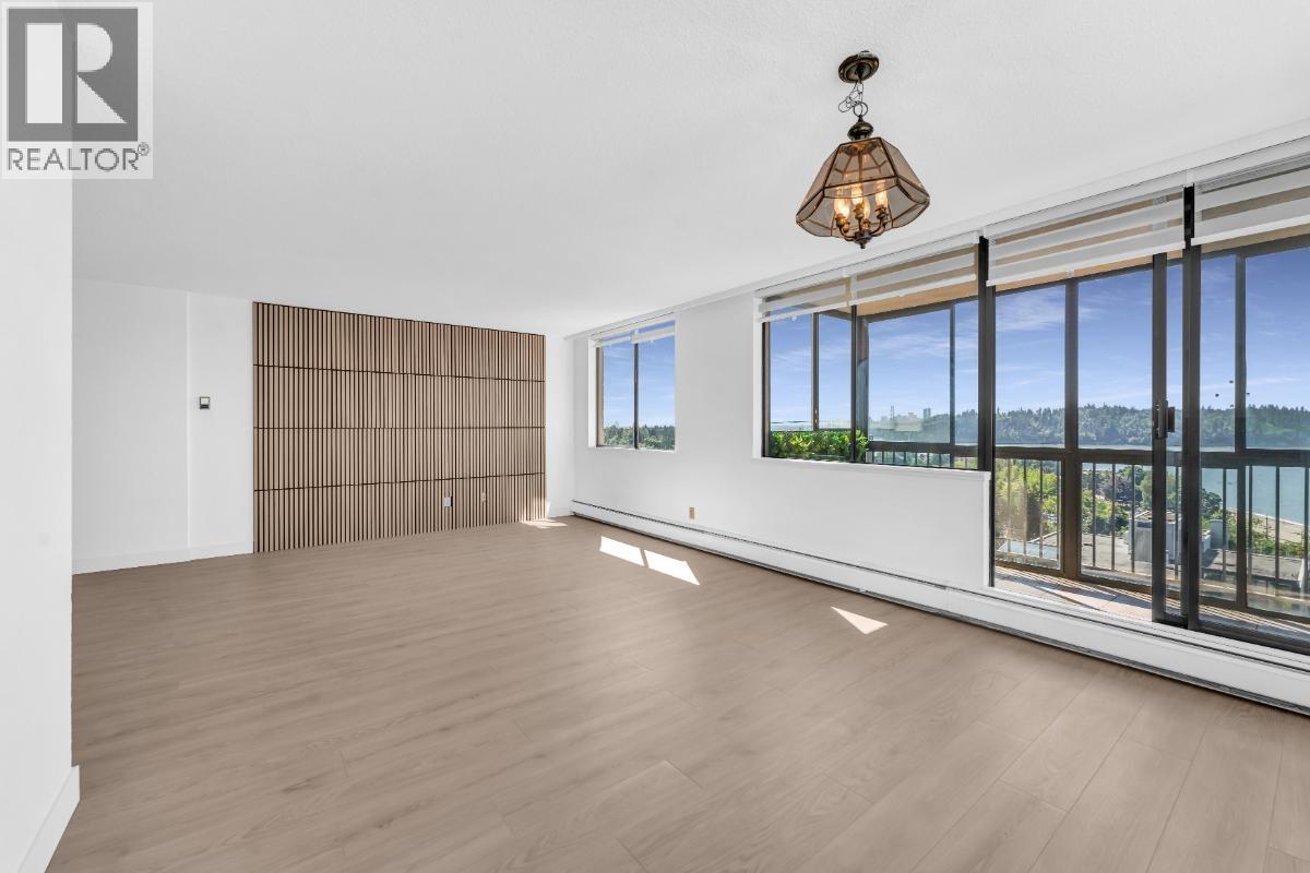 1102 555 13TH STREET, West Vancouver