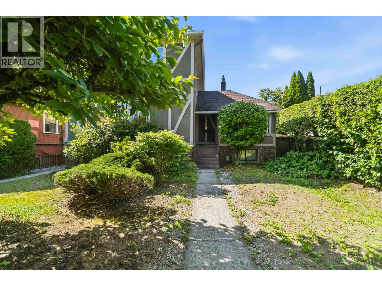205 FOURTH AVENUE, New Westminster — photo 3