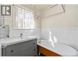 205 Fourth Avenue, New Westminster, BC V3L1N5 Photo 22