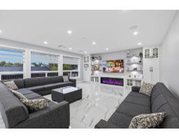 8995 Queen Mary Boulevard, Surrey, BC V3V6R2 Photo 13