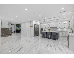 8995 Queen Mary Boulevard, Surrey, BC V3V6R2 Photo 8