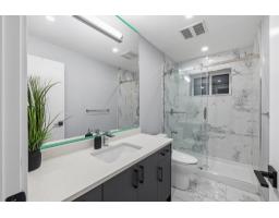 8995 Queen Mary Boulevard, Surrey, BC V3V6R2 Photo 34