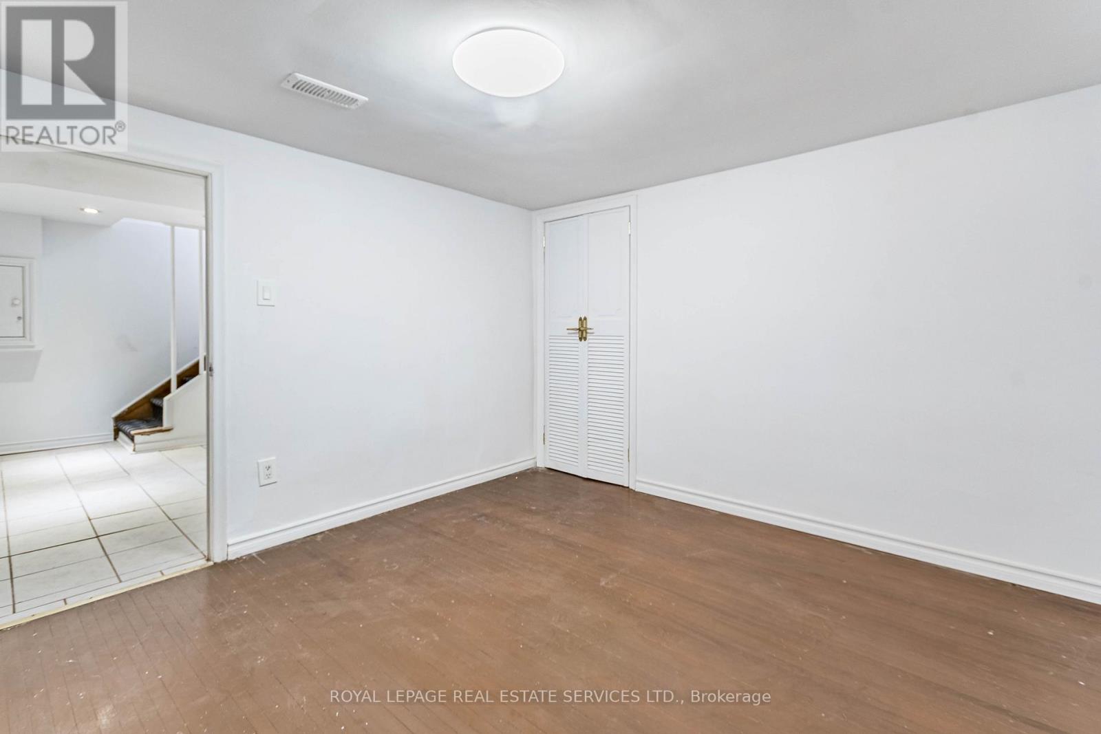 740 LANSDOWNE AVENUE - 18