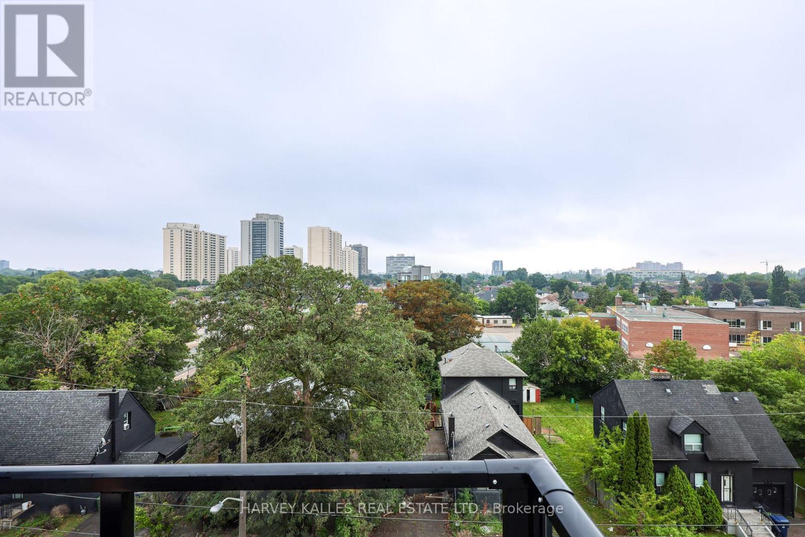 #606 556 MARLEE AVENUE - Image 33