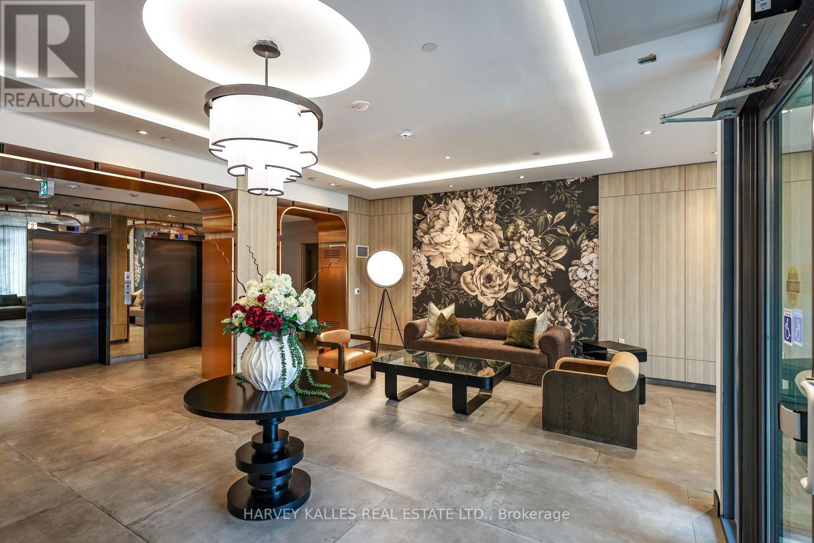 #606 556 MARLEE AVENUE - Image 37