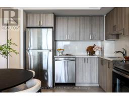 Bathroom - 606 - 556 Marlee Avenue, Toronto, ON M6B0B1 Photo 6