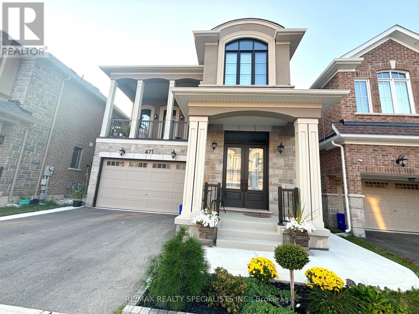 Photo of 471 Violet Gate