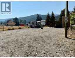 1837 Main Street, Coalmont Tulameen, BC V0X1W0 Photo 15