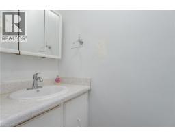 304 Bluevale Street N Unit# C, Waterloo, ON N2J4G3 Photo 18