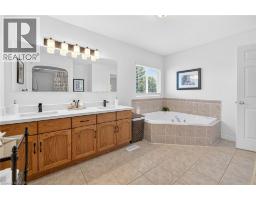 72 Beardmore Crescent, Acton, ON L7J2Z1 Photo 18