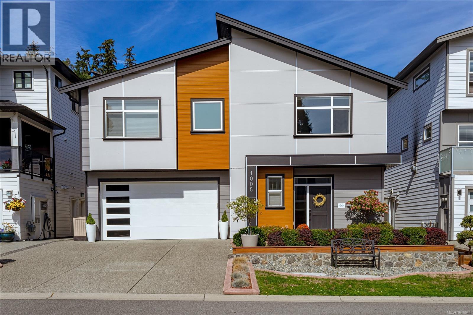  1005 Golden Spire Crescent, Langford